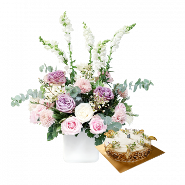 Pristine Blooms & Cake